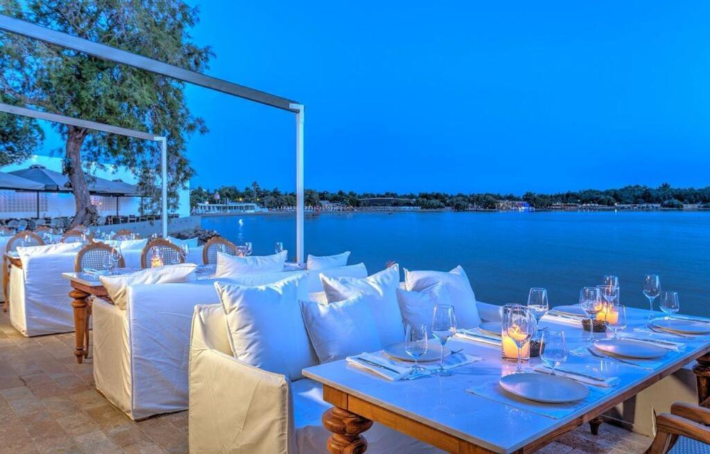 Glyfada Seabreeze Apartment Aten Exteriör bild